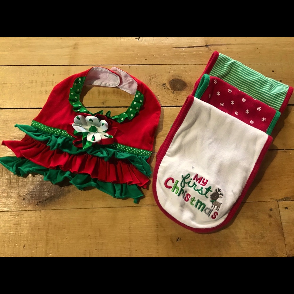 Holiday Bib and Burp Cloths